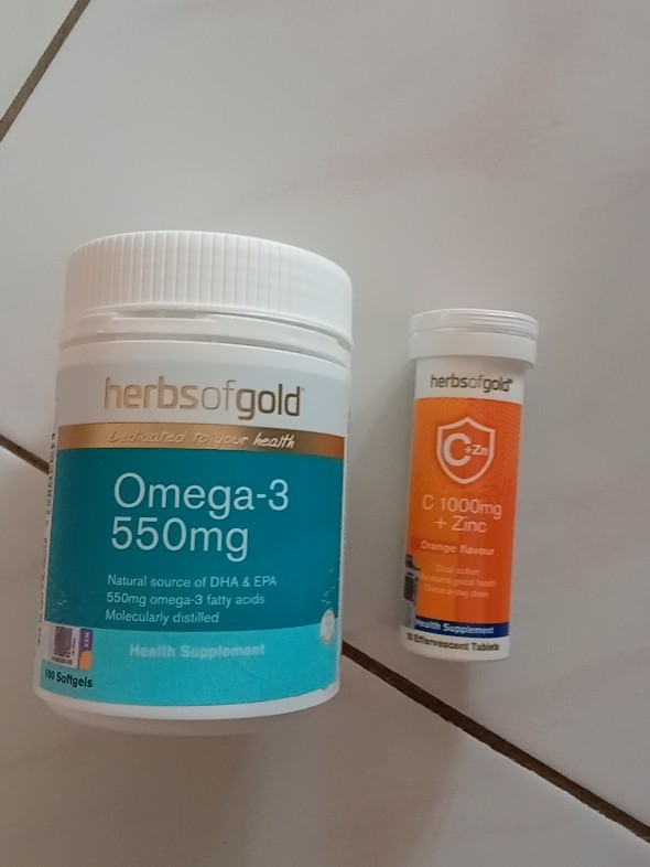 Herbs of gold omega best sale 3 550mg