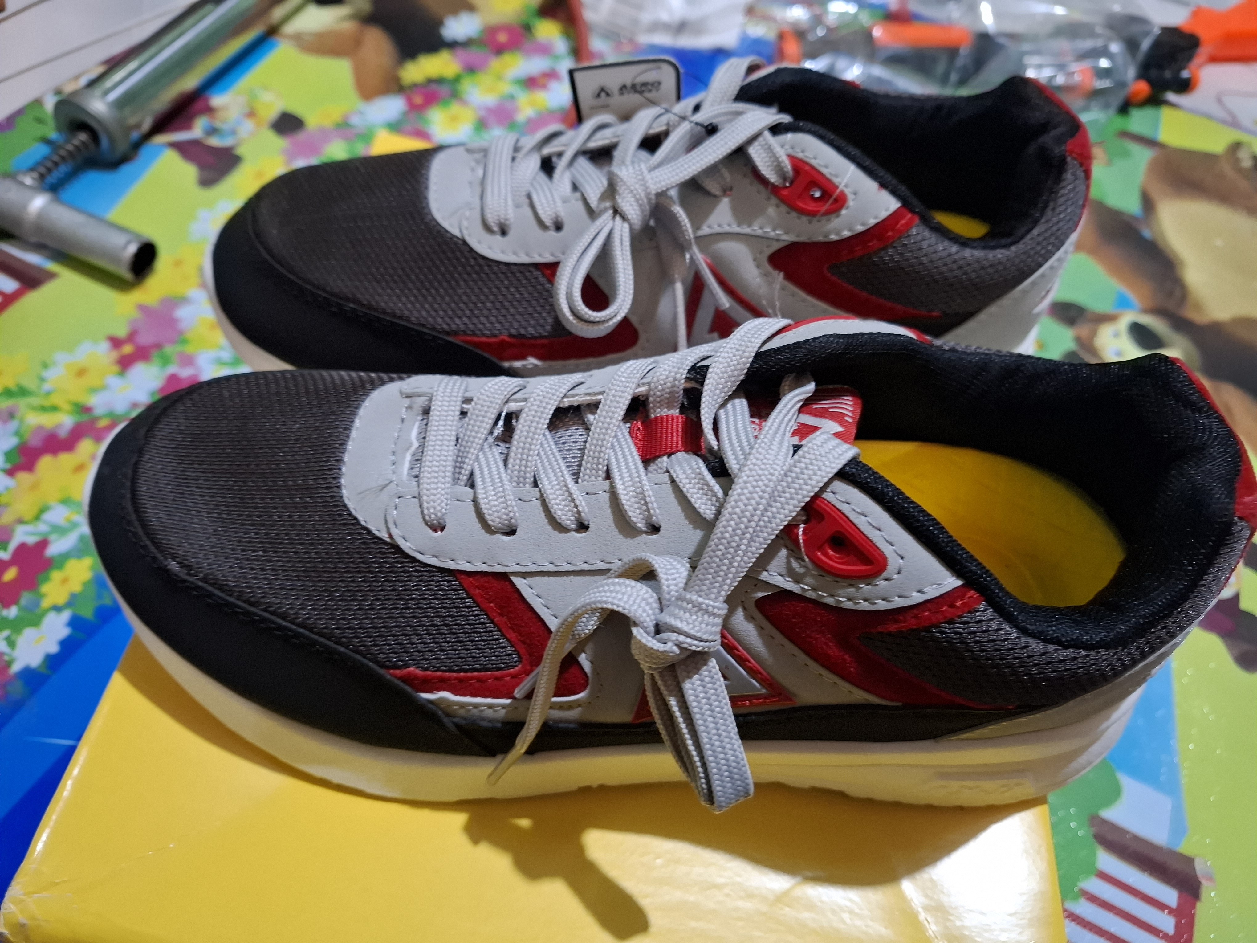 Aerostreet 36-45 Osaka Putih Abu Merah Sepatu Sneakers Casual