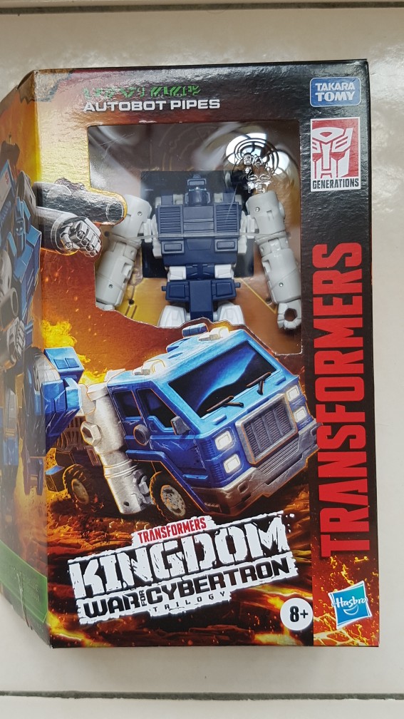 Transformers Toys Generations War for Cybertron: Kingdom Deluxe