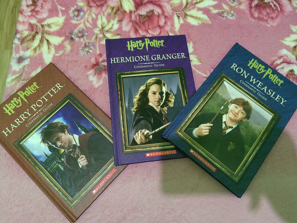 Hermione Granger: Cinematic Guide (Harry Potter) (Harry Potter Cinematic  Guide): Baker, Felicity: 9781338116755: : Books