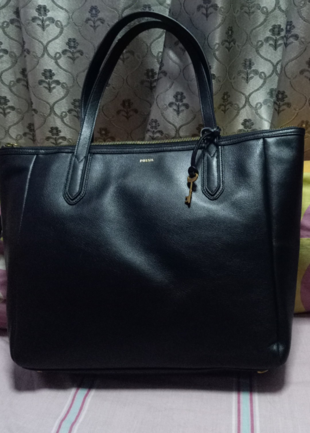 Fossil Sydney Black Tote Bag SHB2815001 Lazada