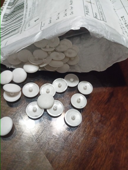 Unique Bargains Plastic Round Shaped Cover Screw Cap Lid White 100pcs For 5mm Dia Hole